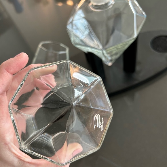 Diamond Decanter Set. Never used - Picture 7 of 9